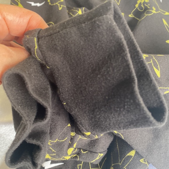 Pokemon Pikachu Sweatshirt Size M - Picture 5 of 7